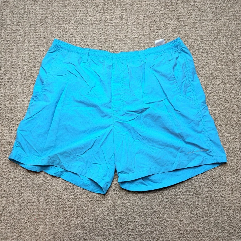 Columbia PFG Mens L Blue Fishing Shorts Omni-Shade Mesh Lined 6in Inseam